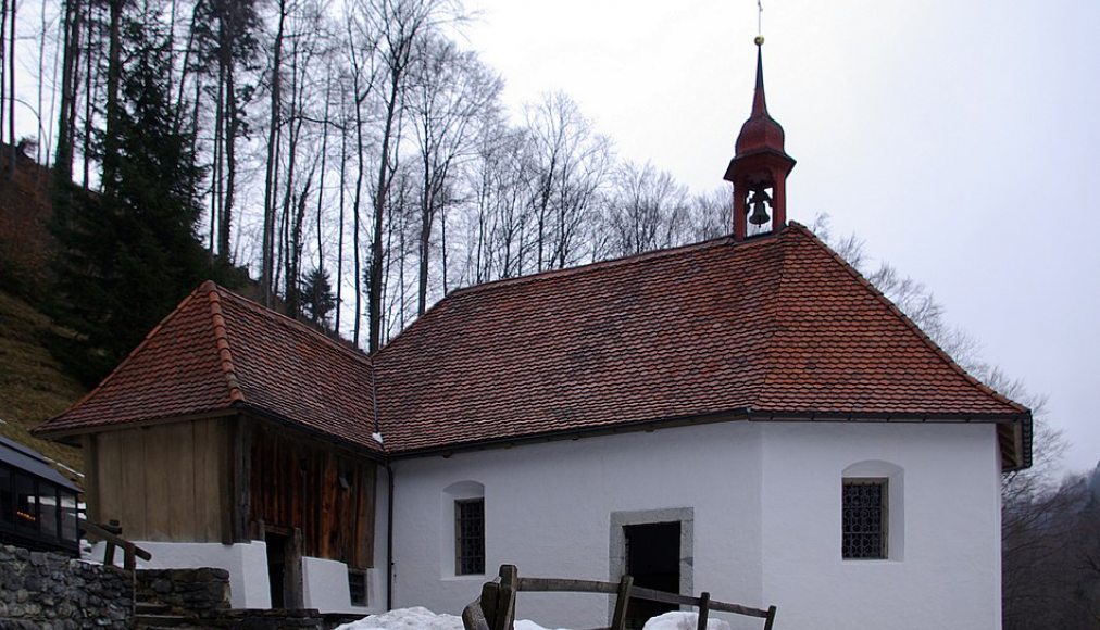 La chapelle supérieure de Ranft, et à gauche l&#039;ermitage du frère Nicolas / ©Wikimedia Commons/Berthold Werner/Public domain