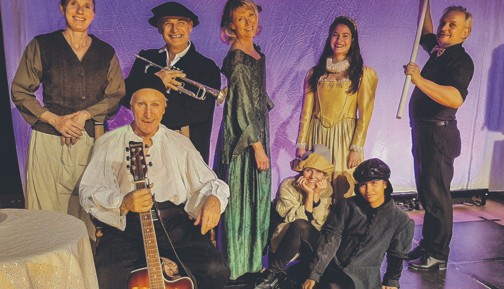 Huit comédien·nes rythment ce spectacle musical haut en couleur. / © Compagnie Confiture
