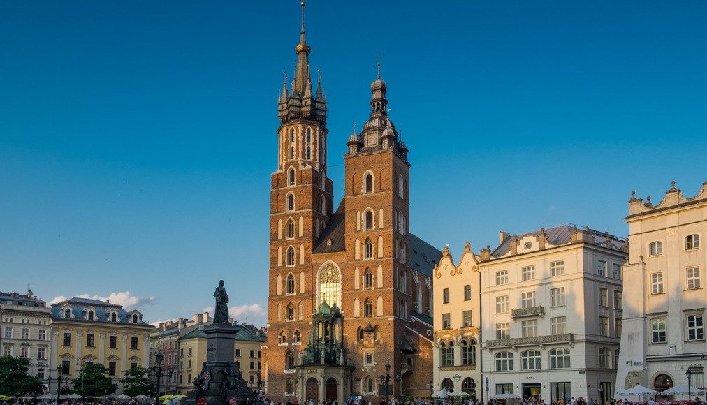 A Cracovie, suivant l&#039;heure à laquelle vous visitez la plus haute tour de la basilique Sainte-Marie, vous tomberez nez à nez avec un trompettiste. / © LDD