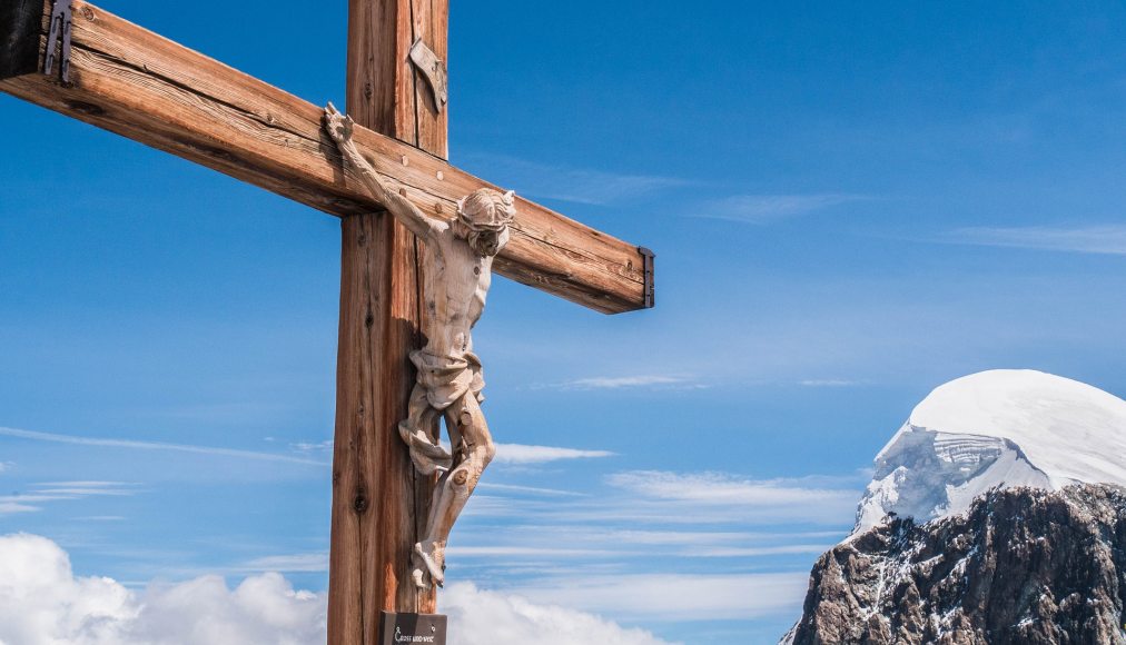 Une croix au sommet du Breithorn / CC0 / Pixabay / Heidelbergerin 
