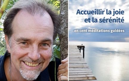 Thierry Lenoir avec son livre, Accueillir la joie et la sérénité / ©DR