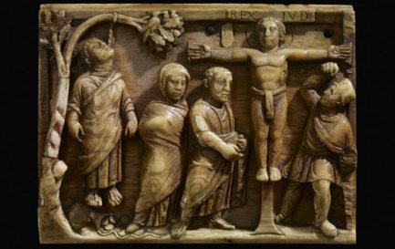 Plaque en ivoire de la crucifixion du Christ au British Museum / ©Wikimedia Commons/CC-BY-SA-4.0
