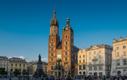 A Cracovie, suivant l&#039;heure à laquelle vous visitez la plus haute tour de la basilique Sainte-Marie, vous tomberez nez à nez avec un trompettiste. / © LDD