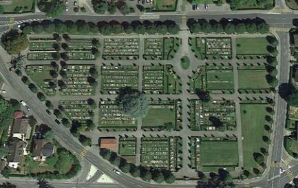 Vue aérienne (Google Earth) du cimetière de Pully / ©Lesmarges.net/Creative Commons BY-NC-SA