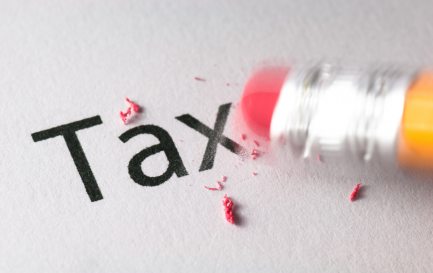 Remise en question de l’impôt paroissial pour les entreprises / ©iStock/Altayb